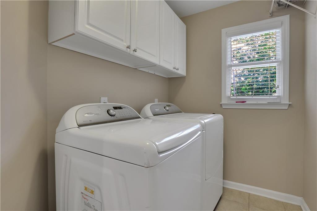 5130 Laurel Park Lane