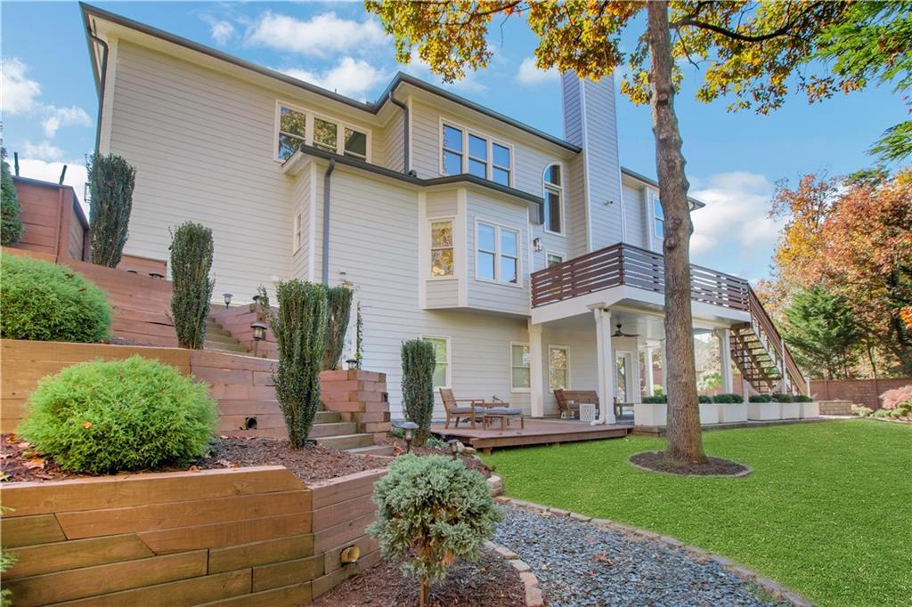 5135 Laurel Park Lane