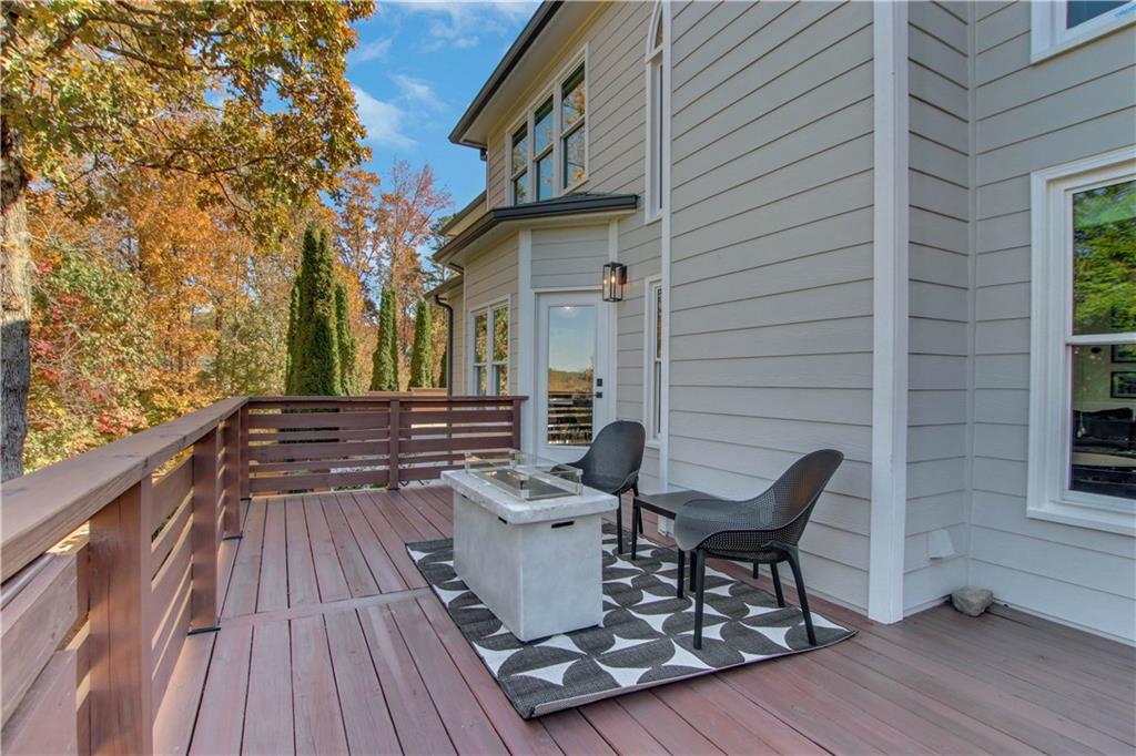 5135 Laurel Park Lane