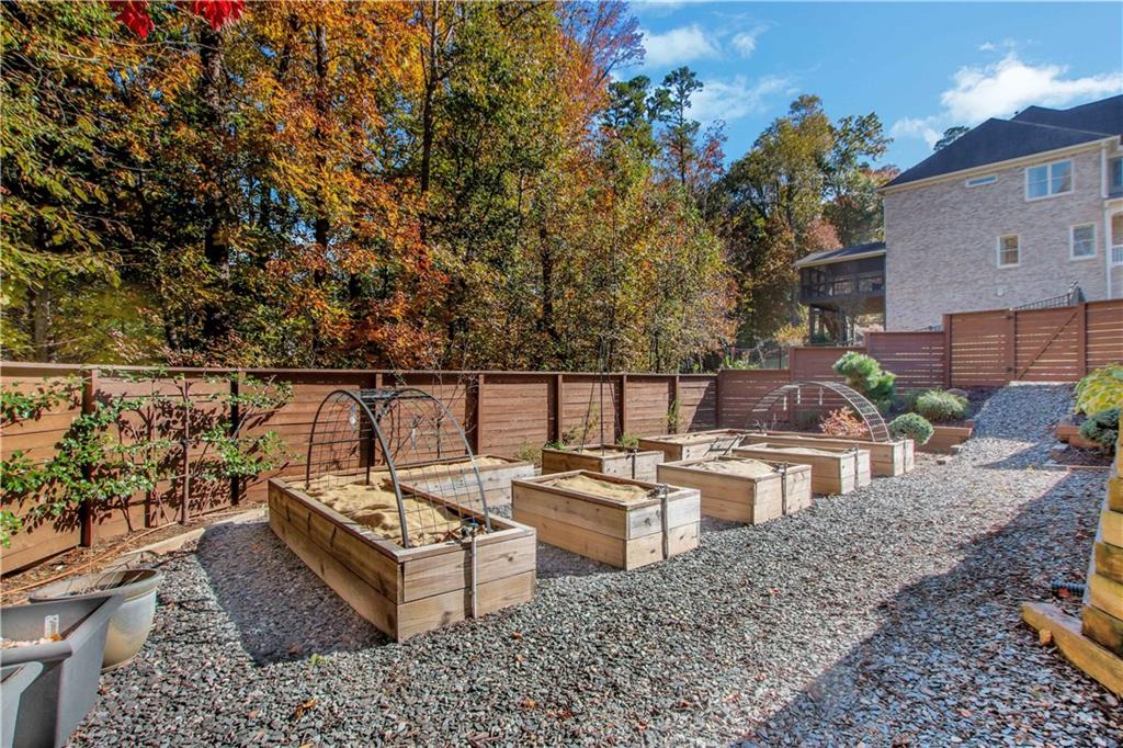 5135 Laurel Park Lane