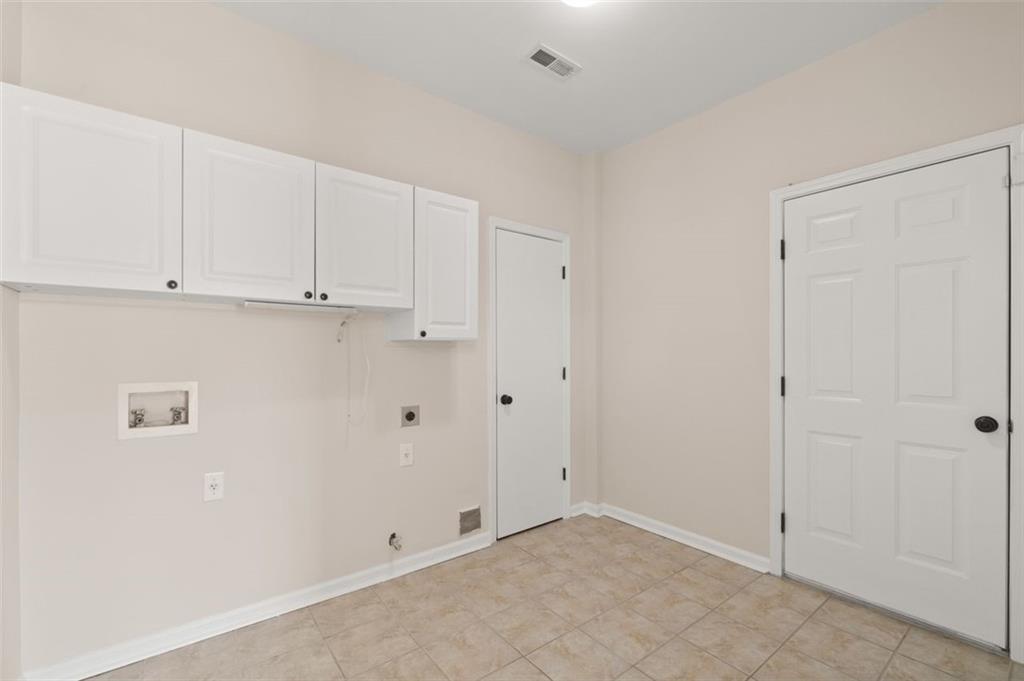 2935 COBBLESTONE Drive