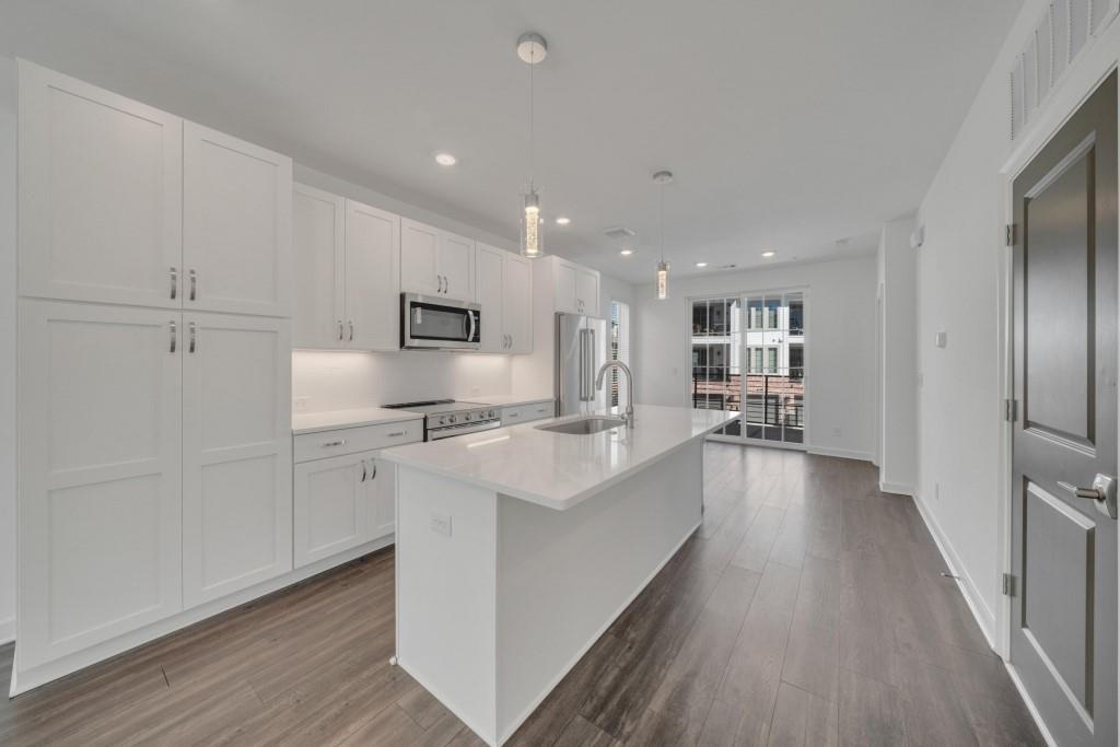 185 Devore Road Unit 601