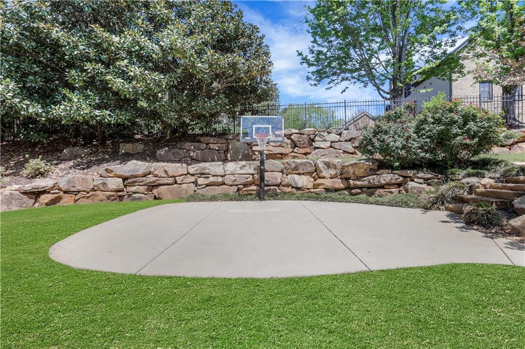 3130 Seven Oaks Drive