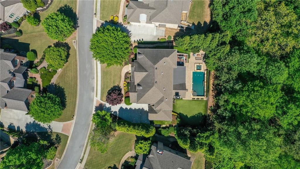1670 Cone Flower Way