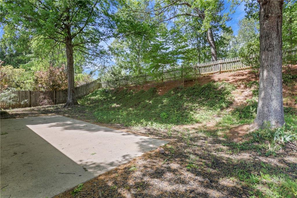 3609 Summit Oaks Drive NE