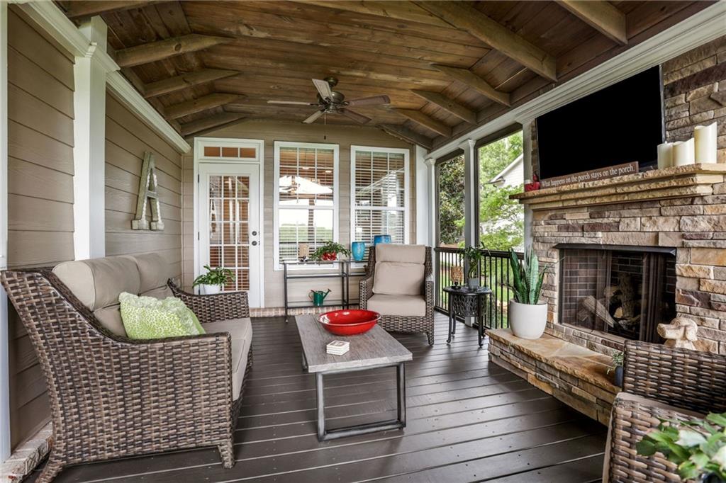 5104 Davis Love Drive