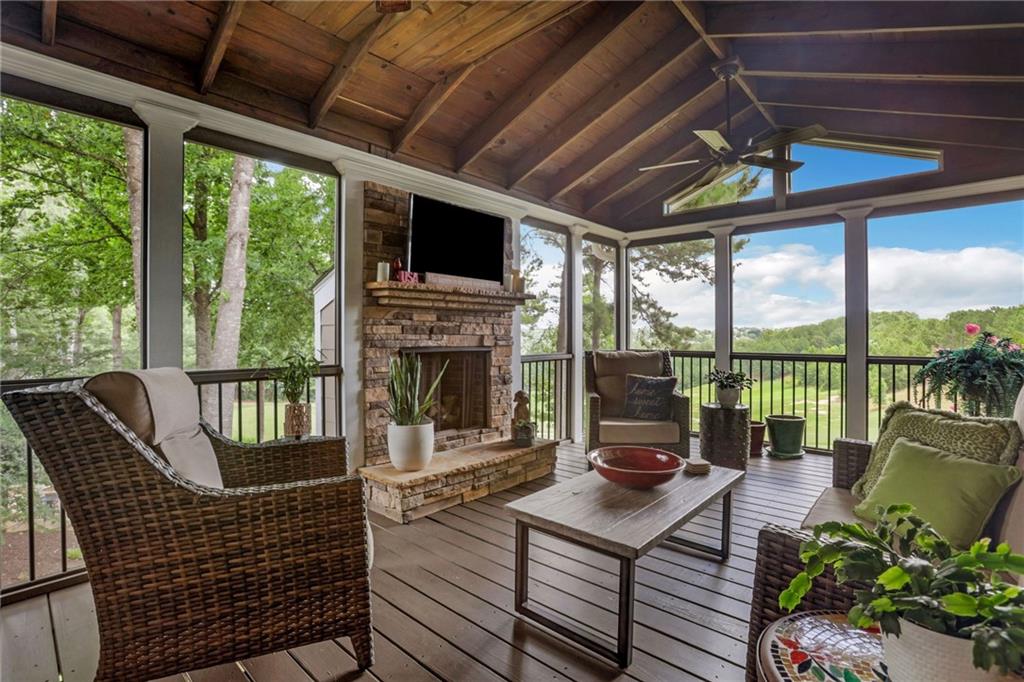5104 Davis Love Drive