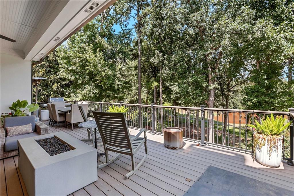 6815 Sunbriar Drive