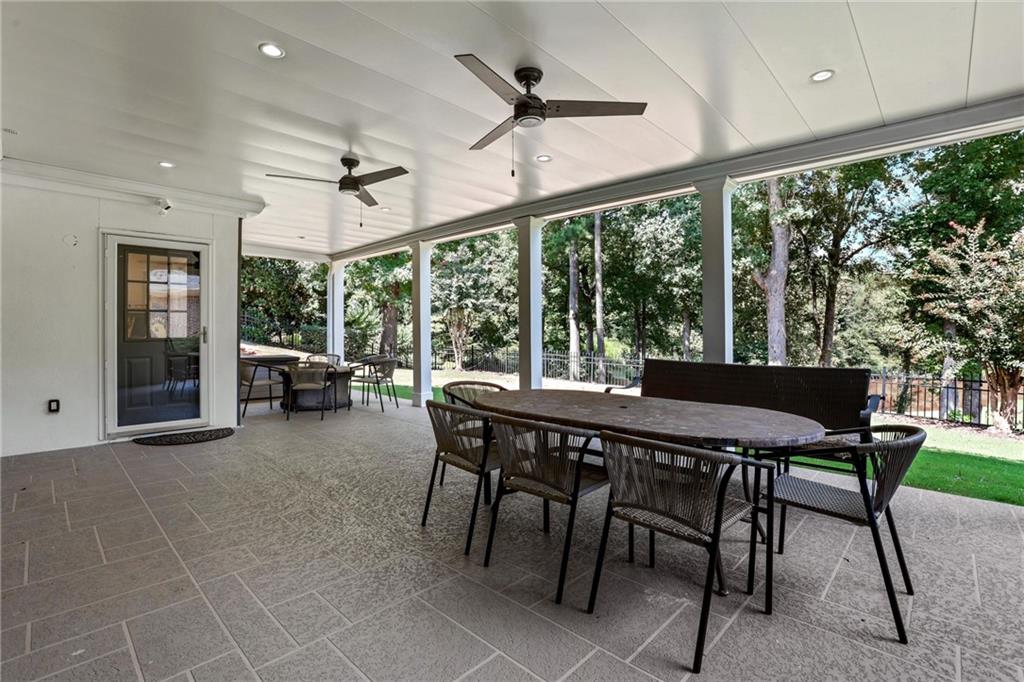 6815 Sunbriar Drive
