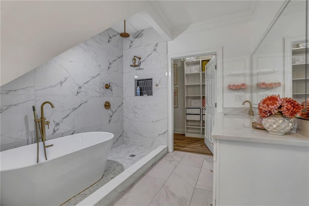 6815 Sunbriar Drive