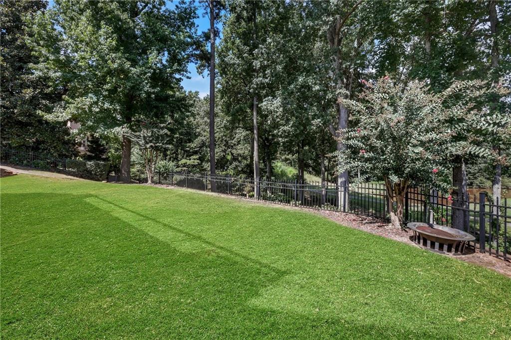 6815 Sunbriar Drive