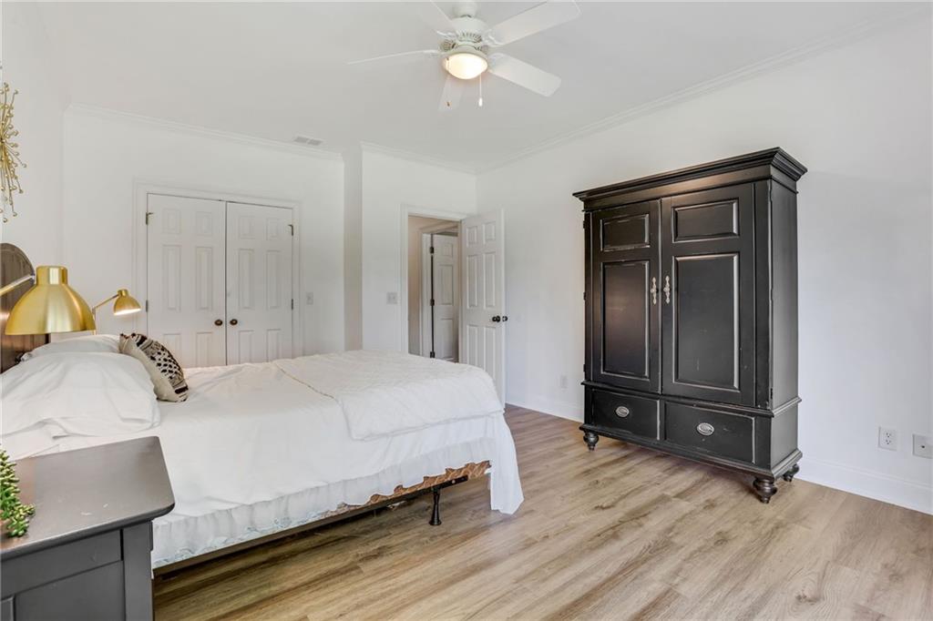 6815 Sunbriar Drive