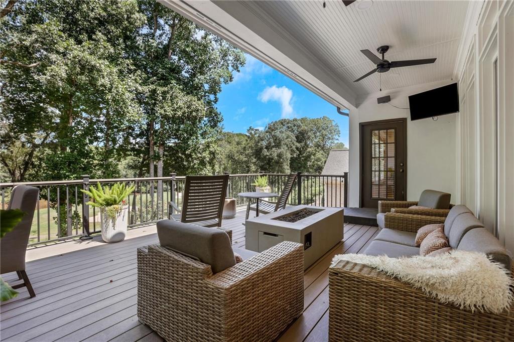 6815 Sunbriar Drive