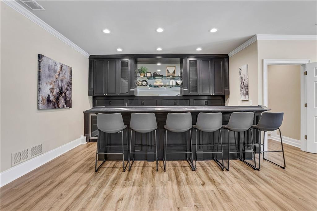 6815 Sunbriar Drive