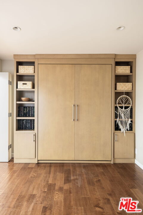 211 S Spalding Dr Unit: 105N