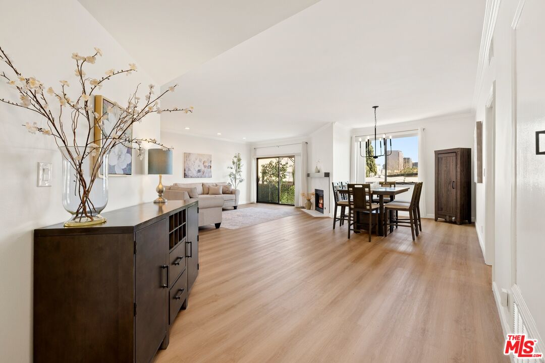 828 S Bedford St Unit: 202