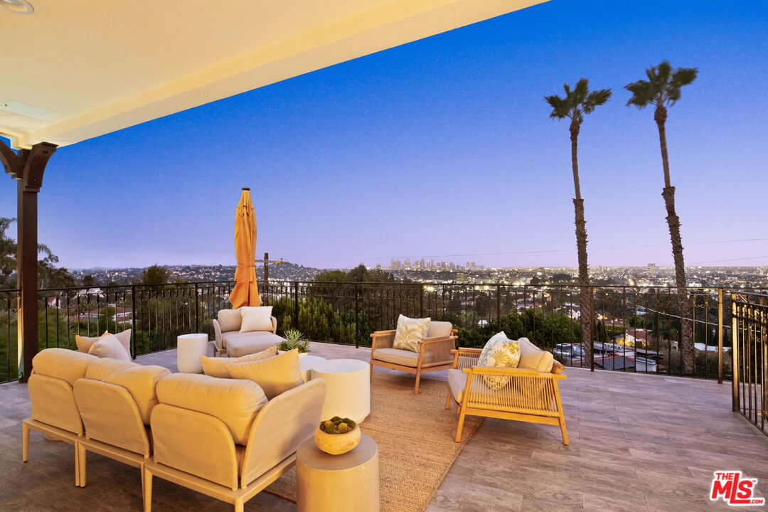 4818 Bonvue Ave