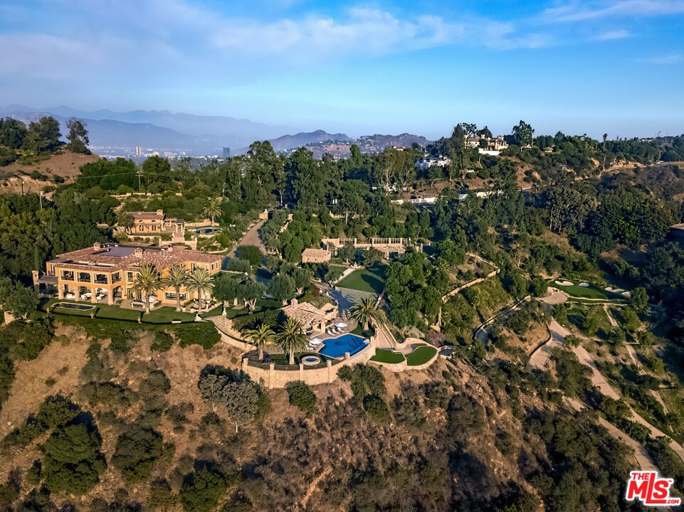 12300 Mulholland