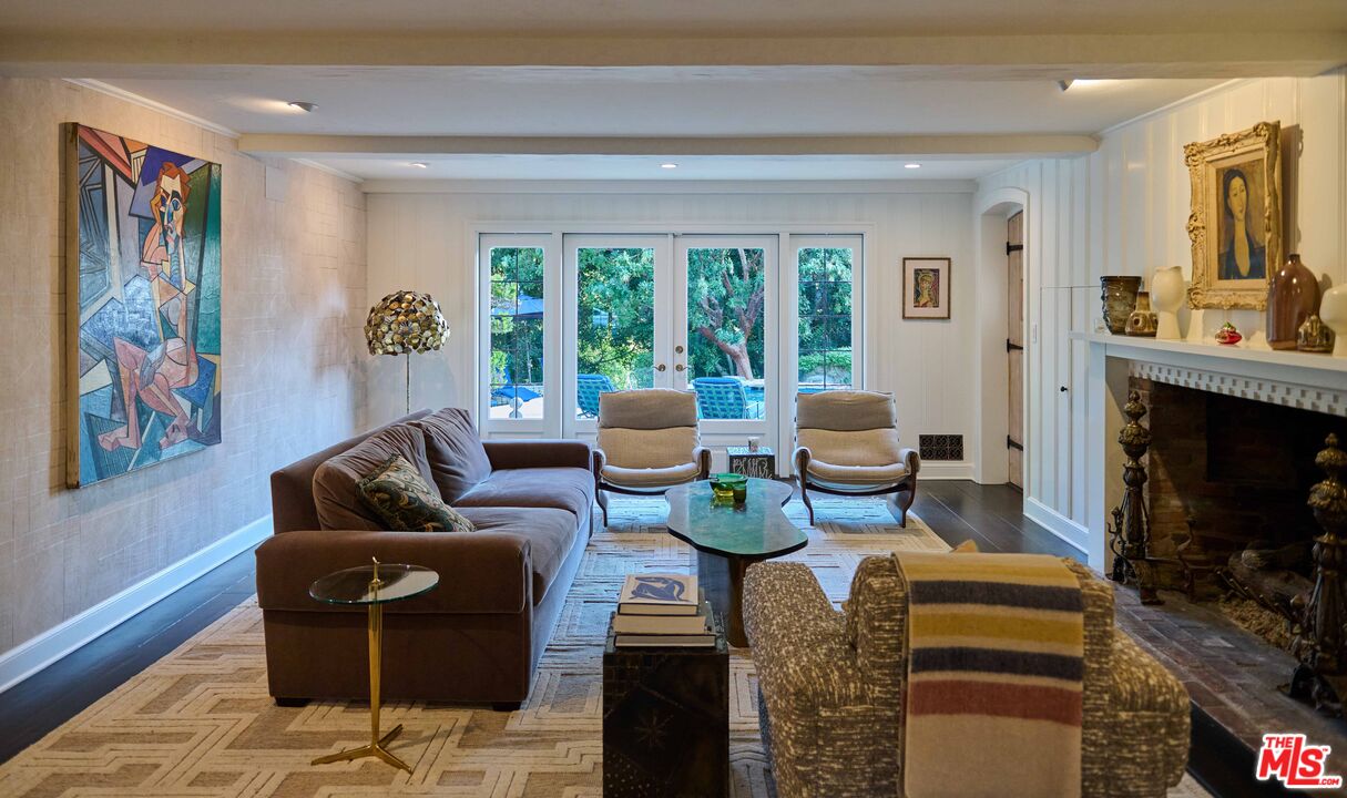 9631 Cedarbrook Dr