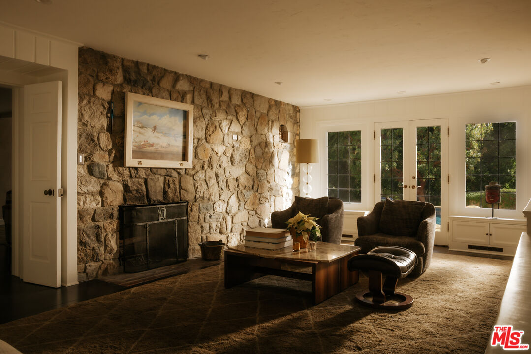 9631 Cedarbrook Dr