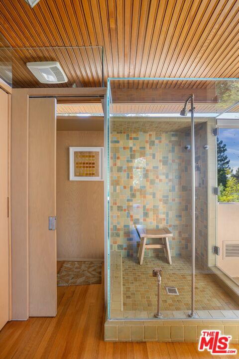 3580 Multiview Dr