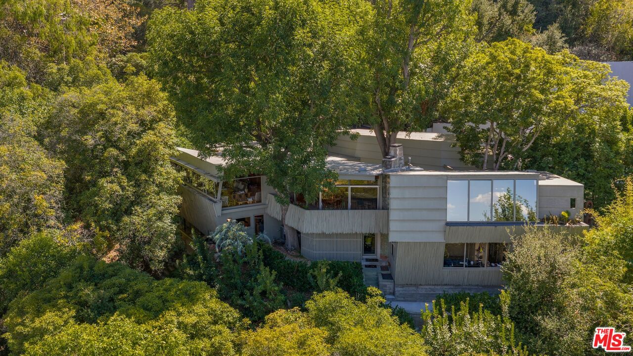 3580 Multiview Dr