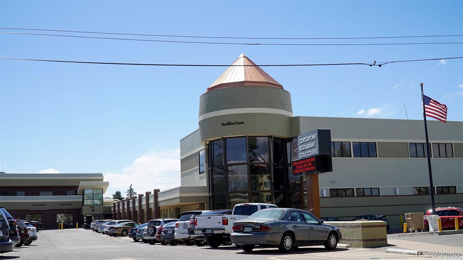 715 S Clinton Street Unit: 2B