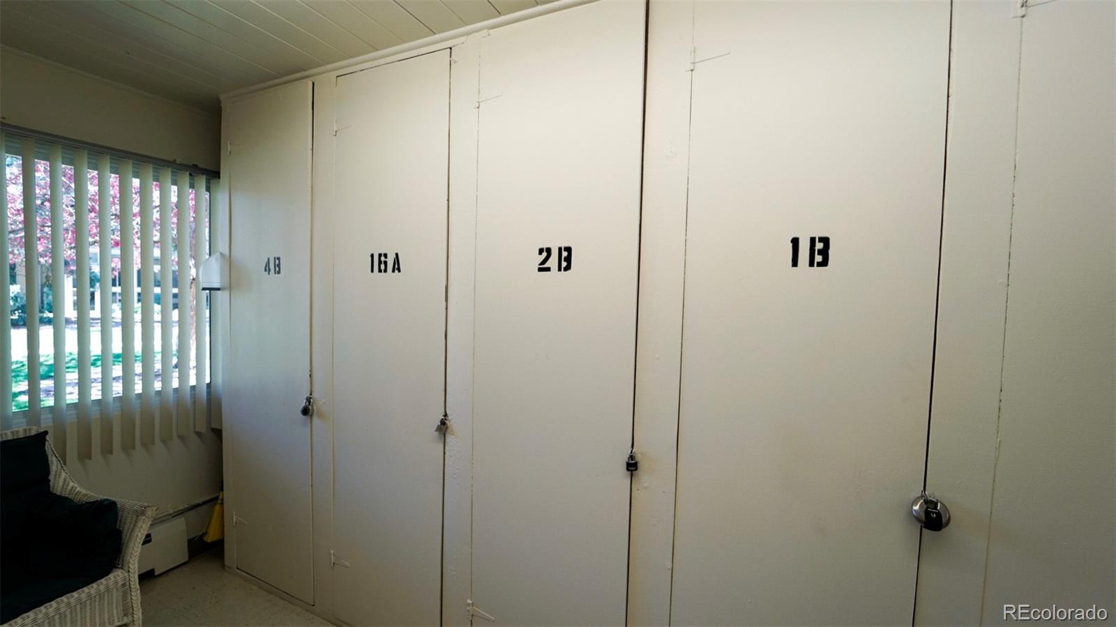 715 S Clinton Street Unit: 2B