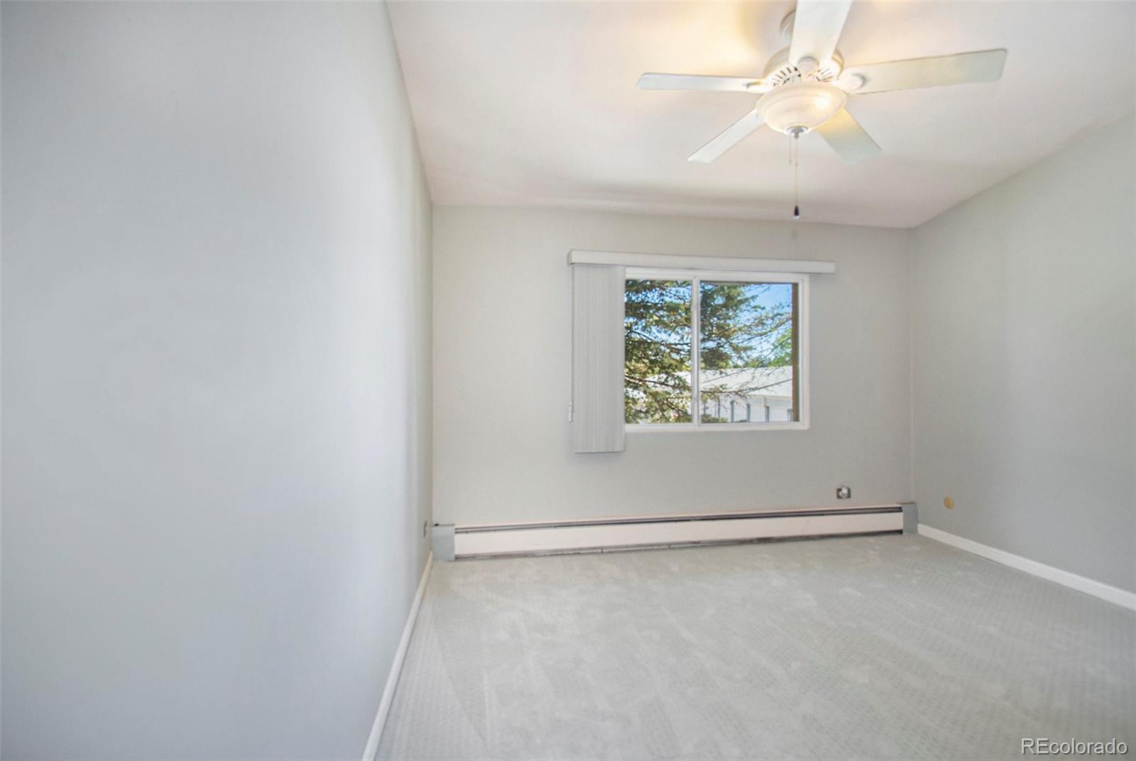 715 S Clinton Street Unit: 2B