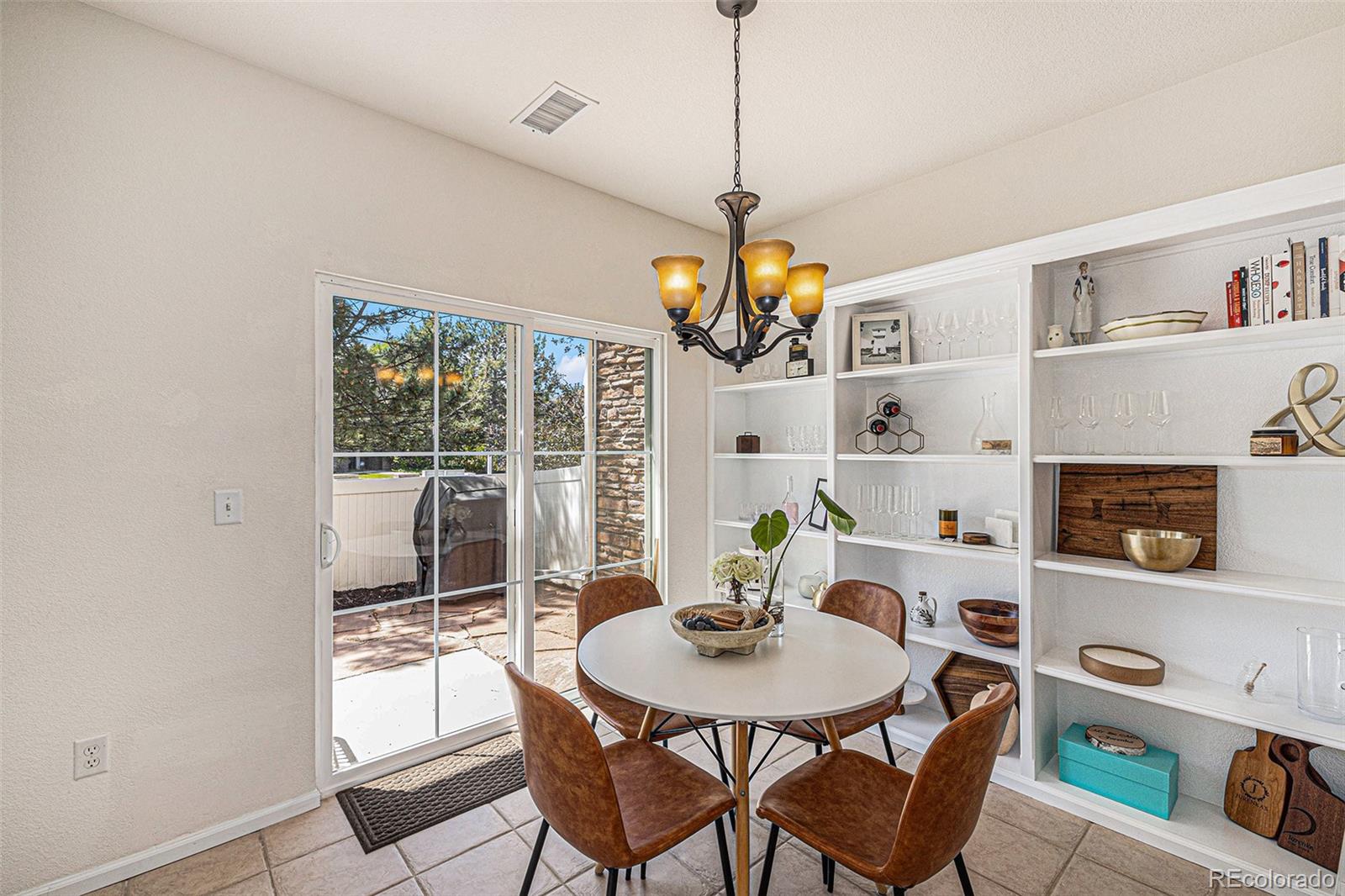 192 Whitehaven Circle