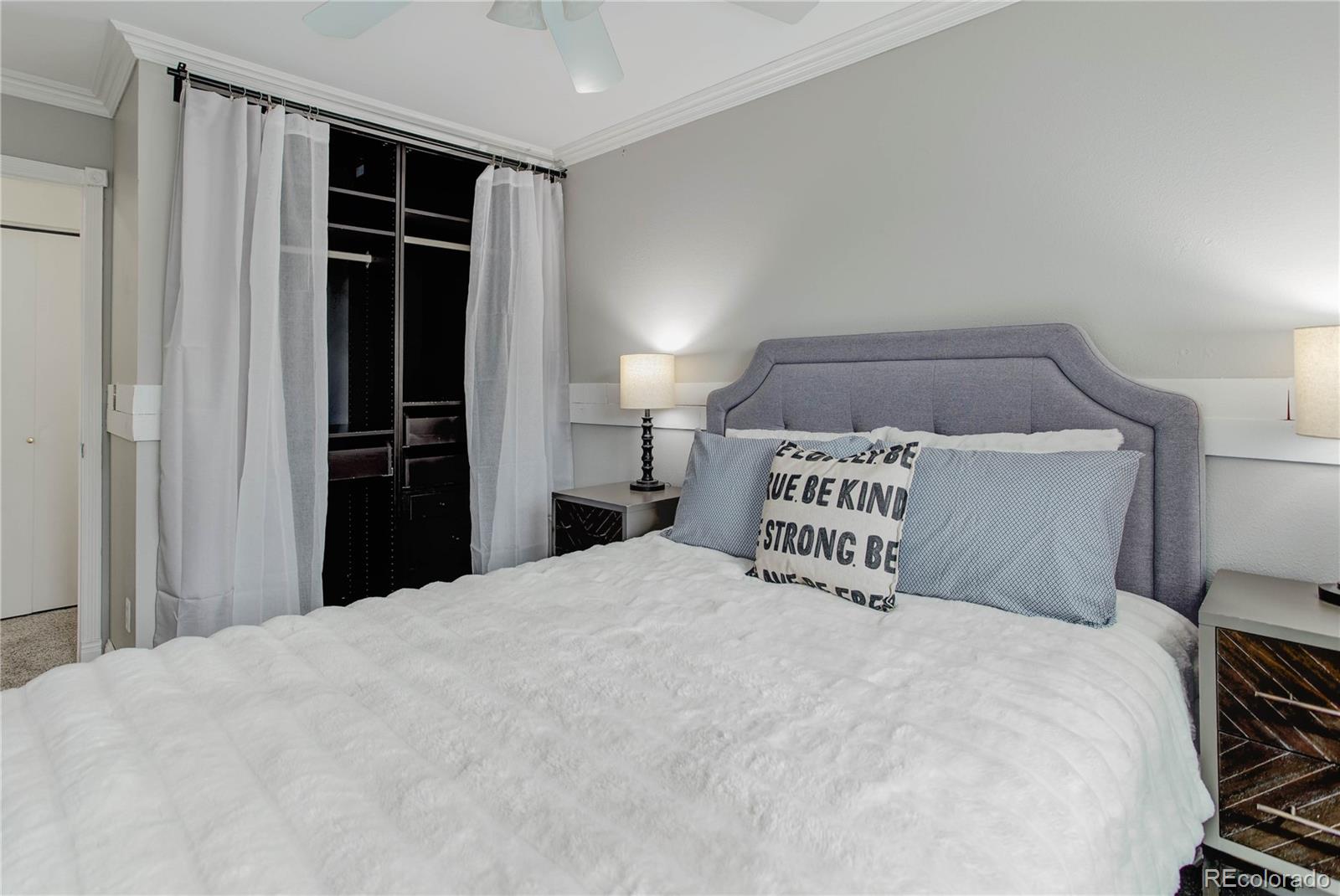 4860 Collinsville Place