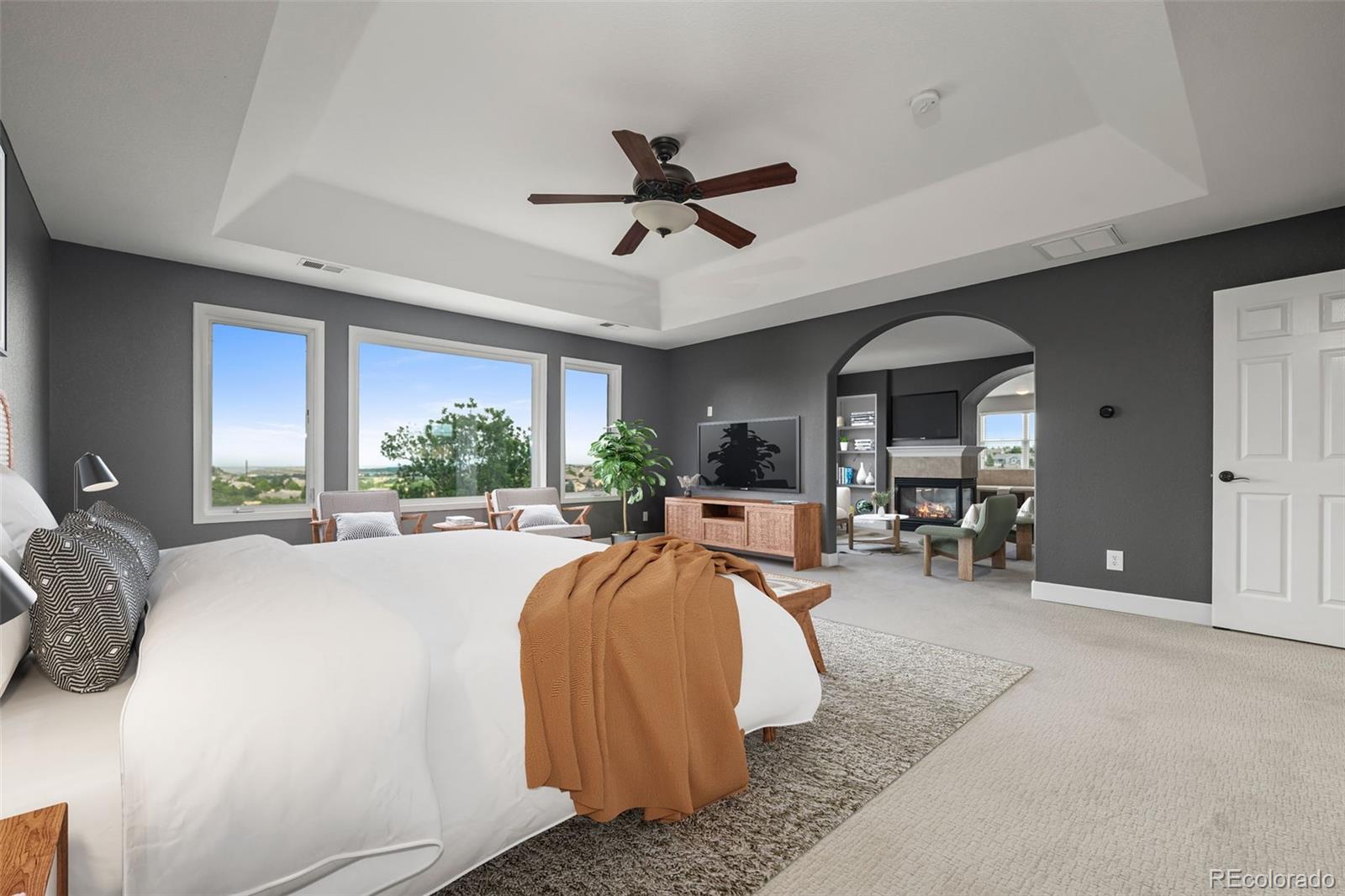 6577 Esperanza Drive