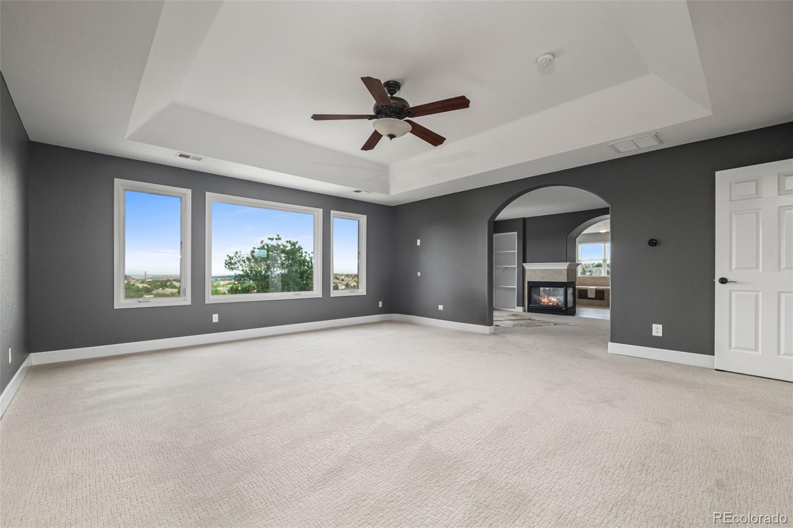 6577 Esperanza Drive