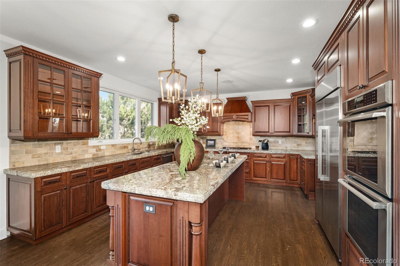 6577 Esperanza Drive