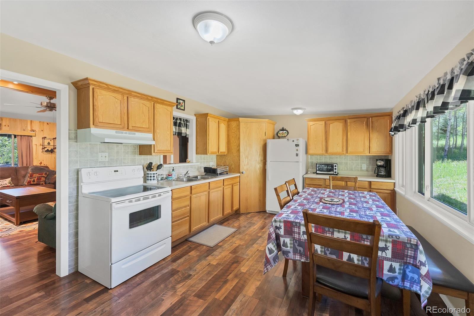 18462 State Highway 165