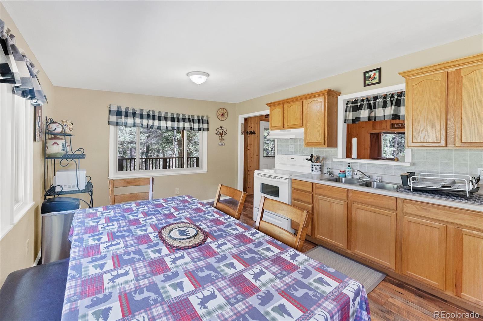 18462 State Highway 165