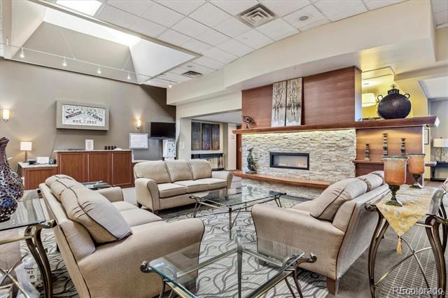 785 S Alton Way Unit: 10 A