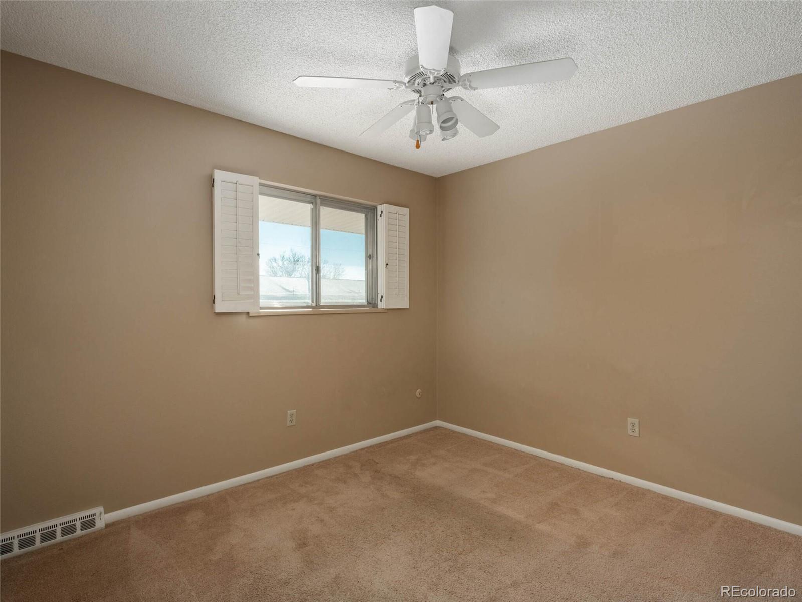 3958 S Yosemite Street