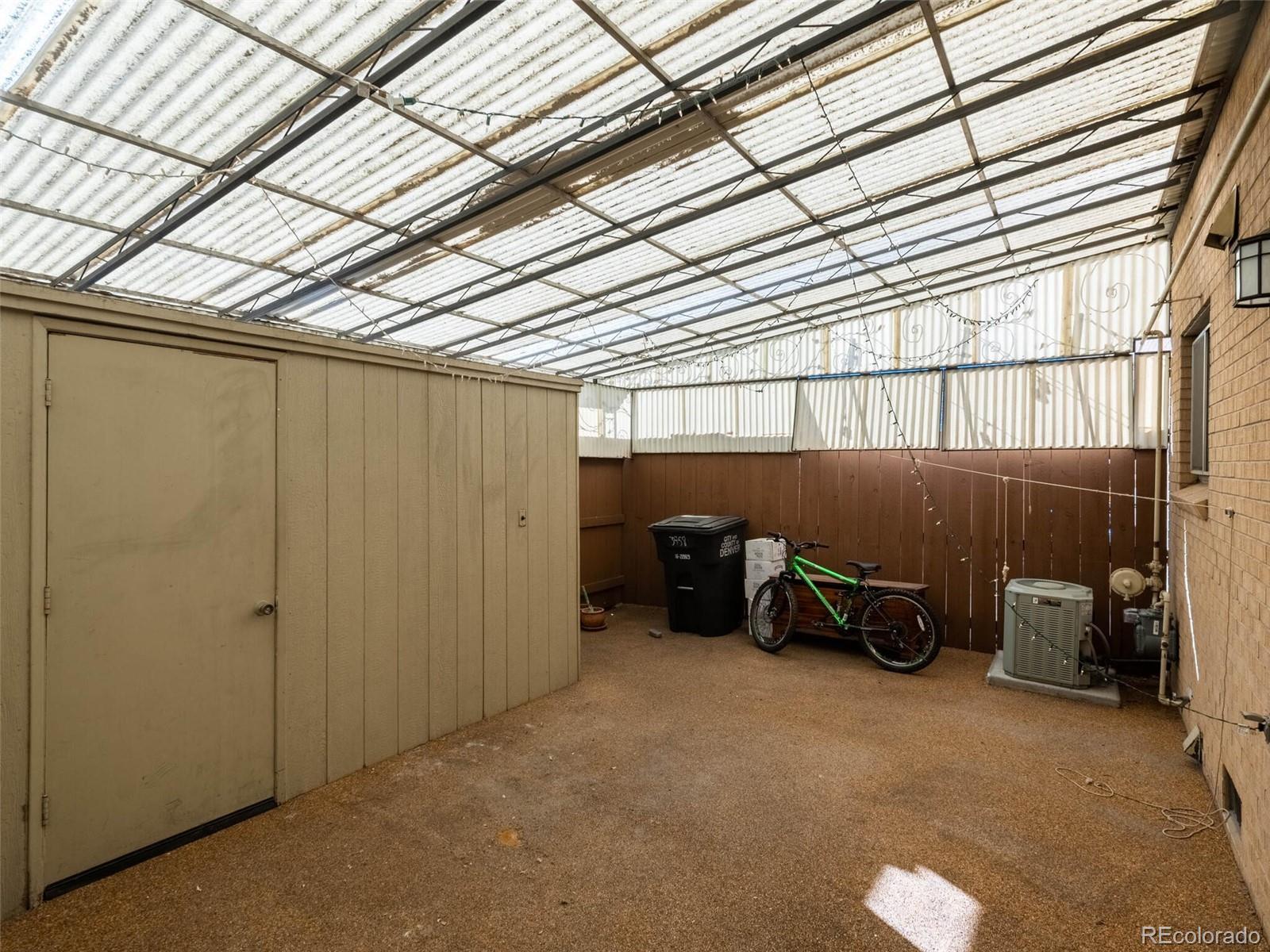 3958 S Yosemite Street