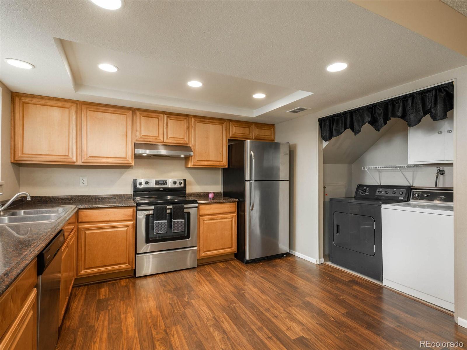 3958 S Yosemite Street