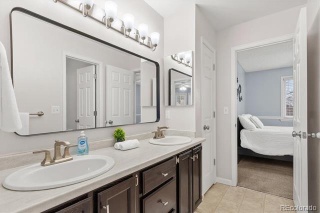 5543 Chambray Court