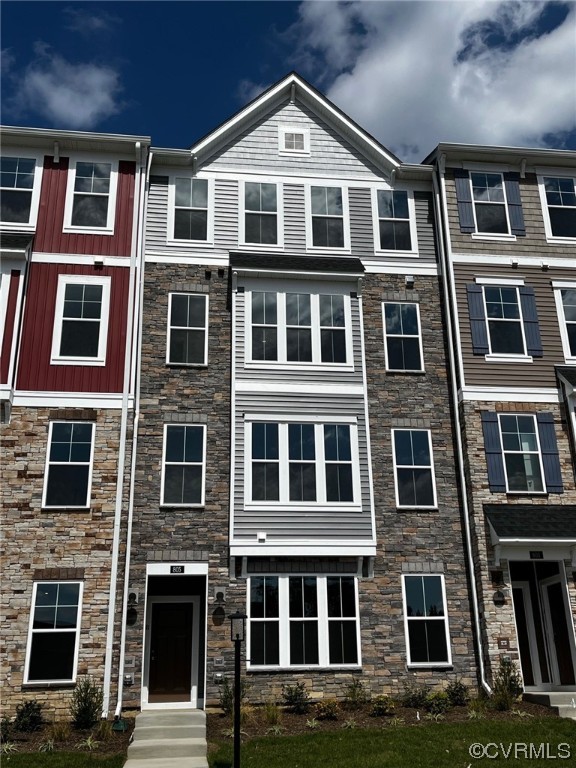 805 Birchwood Hill Ln Unit#A