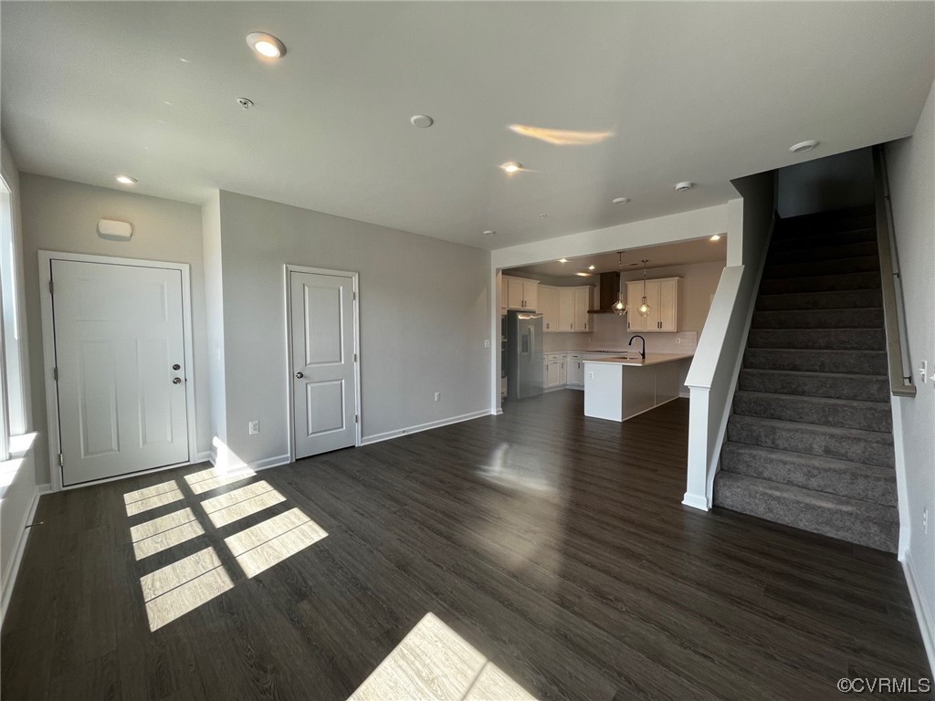 805 Birchwood Hill Ln Unit#A