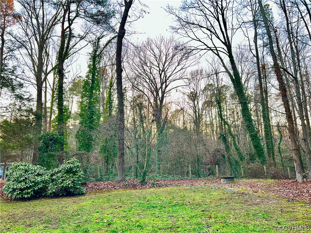 9405 Laurel Grove Rd