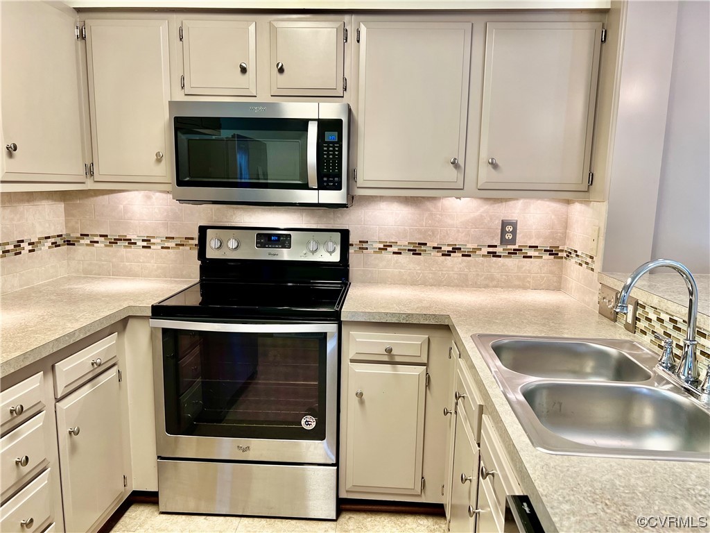 9405 Laurel Grove Rd