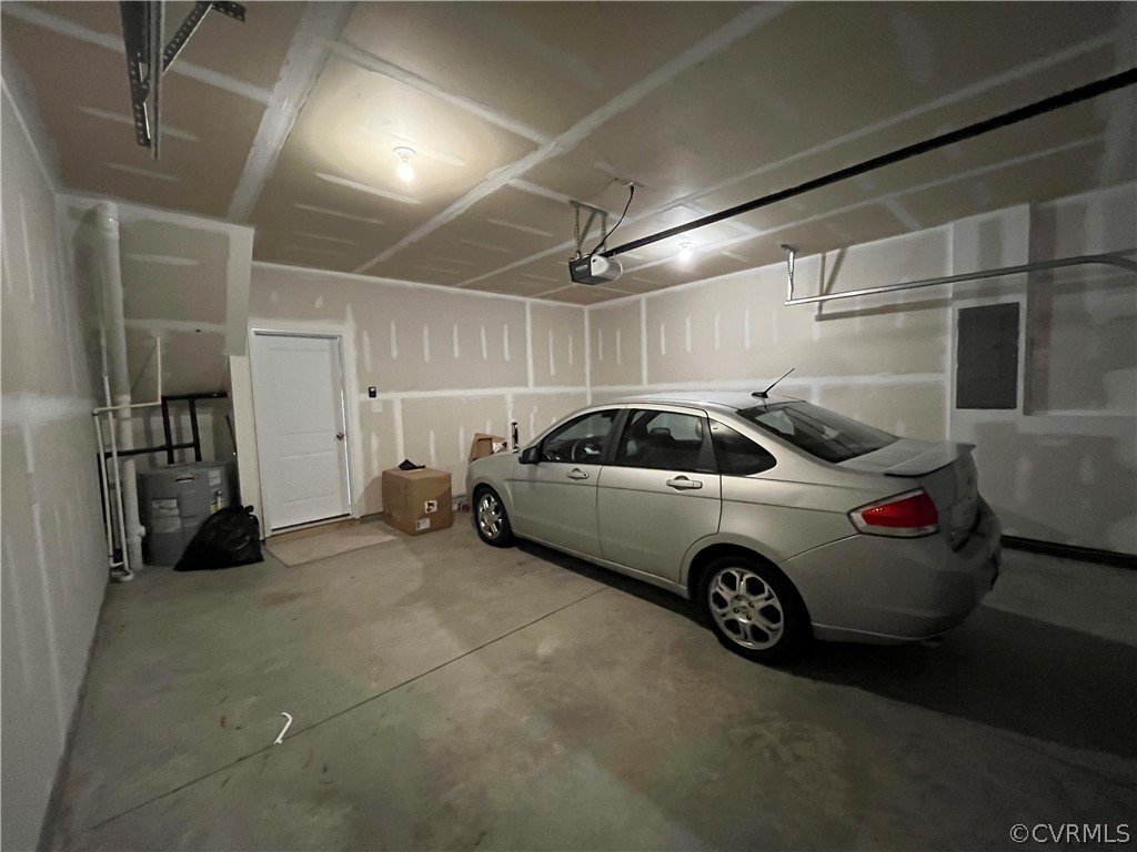 2119 Blossom Trail Ave