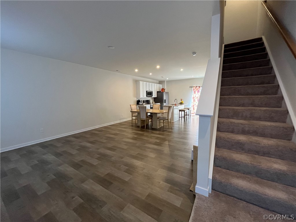 2119 Blossom Trail Ave