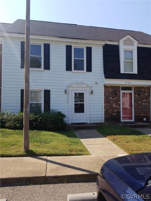 8704 Hermitage Trace Cir