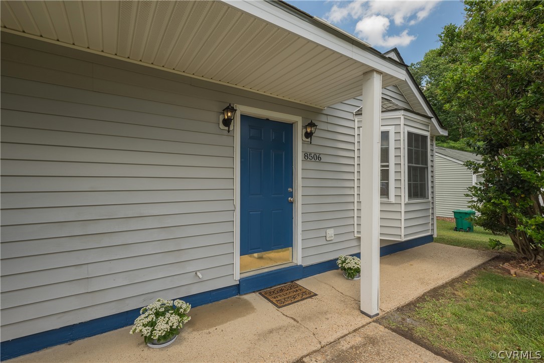 8506 Mapleview Ave