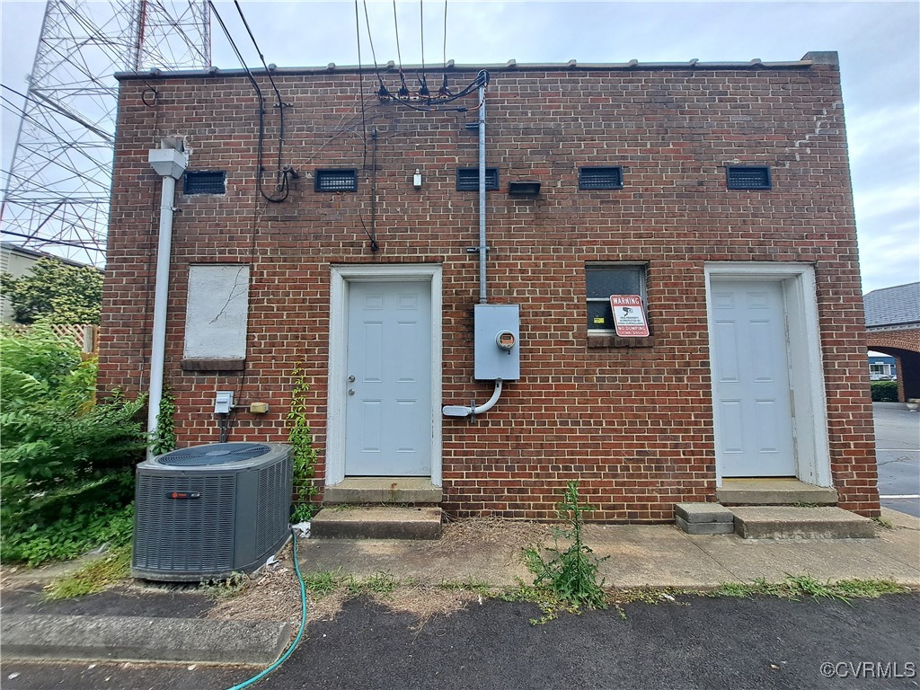 3221 Cutshaw Ave